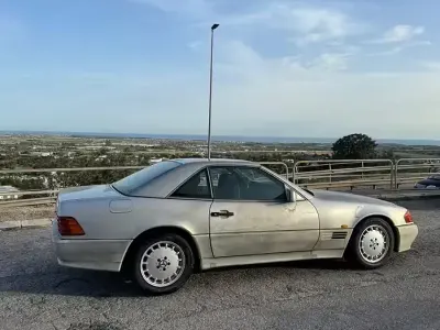 Usata Mercedes SL500 333 CV (244 kW) 1989 Grigio Cabrio