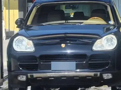 Usata Porsche Cayenne 250 CV (183 kW) 2004 Nero SUV