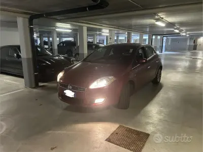 Usata Fiat Bravo 120 CV (88 kW) 2008 Rosso Utilitaria