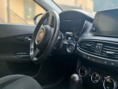 Occasion Fiat Tipo 120 ch (88 kW) 2018 Gris Berline