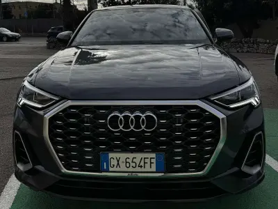 Usata Audi Q3 Sportback S-Line 150 CV (110 kW) 2024 Grigio SUV