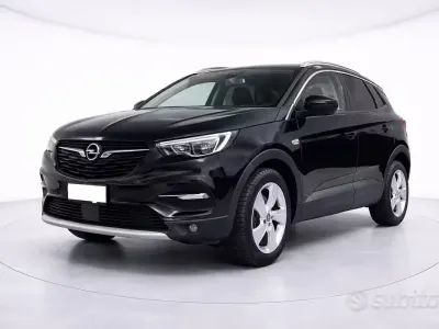 Usata Opel Grandland X Innovation 120 CV (88 kW) 2018 Nero SUV
