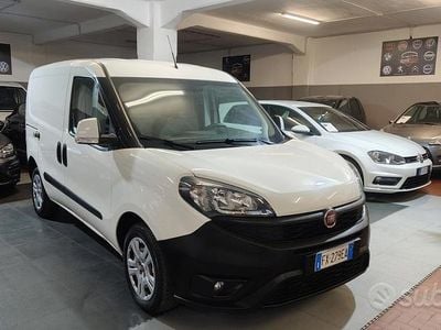 Usata Fiat Doblò 120 CV (88 kW) 2019 Bianco Monovolume