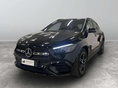 Nero metallizzato Usata 2023 Mercedes GLA180 AMG Line Premium Plus SUV | 37.800 € (Buon prezzo)