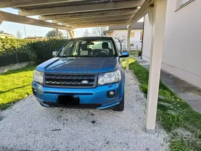 Usata Land Rover Freelander 2 190 CV (139 kW) 2012 Bluazzurro SUV