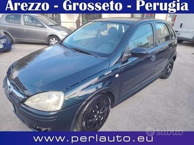 Occasion Opel Corsa Enjoy 75 ch (55 kW) 2004 Vert Citadine