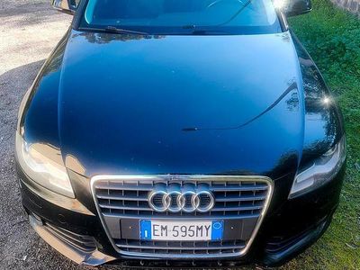 Usata Audi A4 143 CV (105 kW) 2012 Nero Station wagon