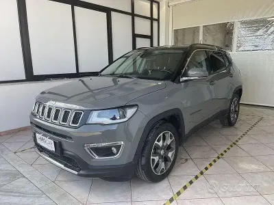 Usata Jeep Compass Limited 120 CV (88 kW) 2019 Grigio SUV
