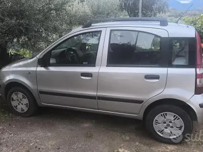 Usata Fiat Panda 70 CV (51 kW) 2004 Grigio Utilitaria