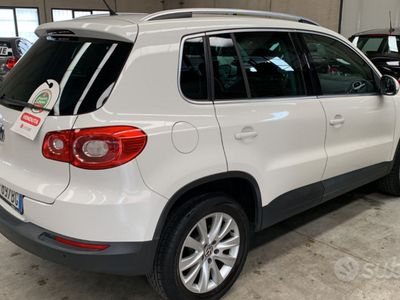 Usata VW Tiguan 140 CV (102 kW) 2011 Bianco SUV