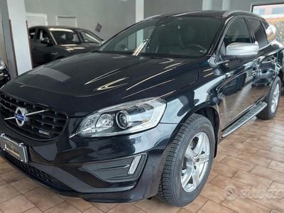 Usata Volvo XC60 R-Design Momentum 181 CV (133 kW) 2014 Blu SUV