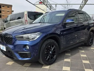 Usata BMW X1 xLine 190 CV (139 kW) 2018 Blu/azzurro SUV