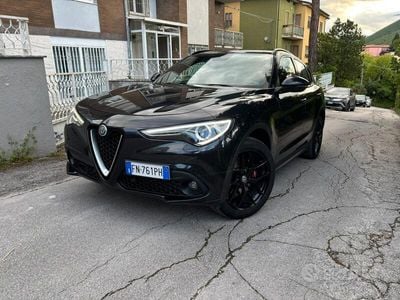 Usata Alfa Romeo Stelvio Executive 210 CV (154 kW) 2017 Nero SUV
