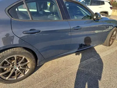Usata Alfa Romeo Giulia Business 150 CV (110 kW) 2018 Grigio Berlina