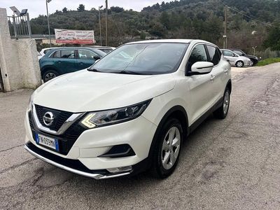 Gebraucht Nissan Qashqai Acenta 110 PS (80 kW) 2018 Weiß SUV
