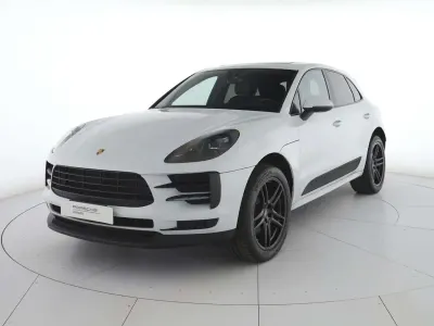 Usata Porsche Macan 245 CV (180 kW) 2021 Bianco carrara metallizzato SUV