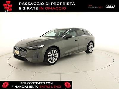 Usata Audi A5 Sportback Advanced 204 CV (150 kW) 2025 Grigio chronos metallizzato Utilitaria