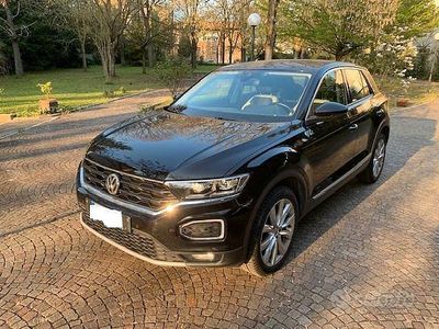Usata VW T-Roc 150 CV (110 kW) 2018 SUV