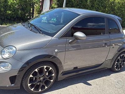 Usata Abarth 695 180 CV (132 kW) 2023 Grigio Utilitaria