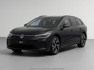 Usata VW ID.7 Pro 210 kW (286 CV) 2024 Nero Station wagon