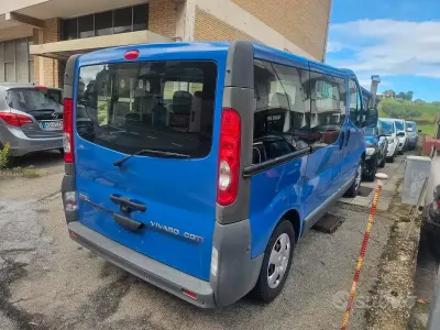 Usata Opel Vivaro 114 CV (83 kW) 2013 Blu Monovolume
