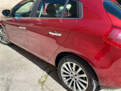 Usata Fiat Bravo 120 CV (88 kW) 2008 Utilitaria