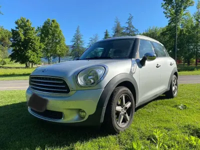 Usata Mini One D Countryman Business 90 CV (66 kW) 2014 Argento SUV