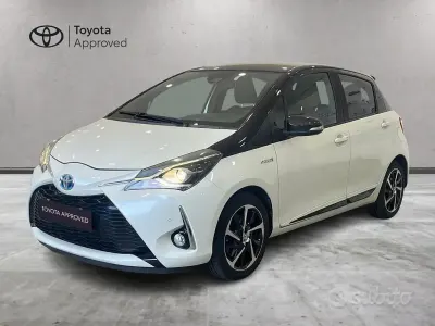 Usata Toyota Yaris Hybrid Edition 101 CV (74 kW) 2018 Bianco Berlina