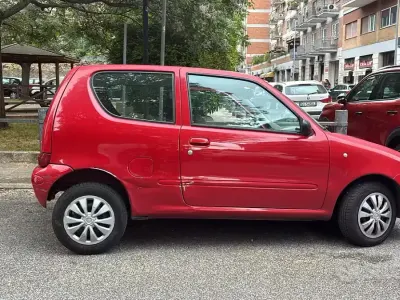 Usata Fiat 600 54 CV (39 kW) 2007 Rosso Utilitaria