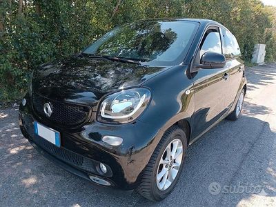 Usata Smart ForFour 71 CV (52 kW) 2016 Nero Utilitaria