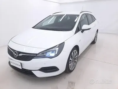 Usata Opel Astra GS Line 122 CV (89 kW) 2020 Bianco Station wagon