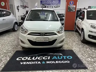 Begagnad Hyundai i10 69 HK (50 kW) 2011 Vit Halvkombi