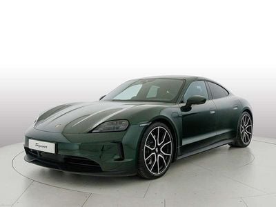 Usata Porsche Taycan Performance Package 319 kW (435 CV) 2024 N4 oak green neo metallizzato Berlina