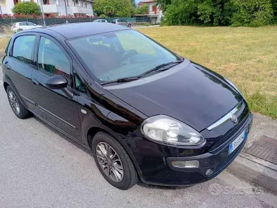 Usata Fiat Punto Evo Active 65 CV (47 kW) 2010 Nero Utilitaria