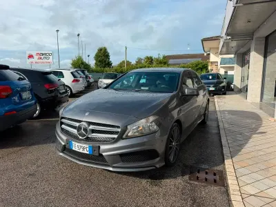 Usata Mercedes A180 AMG 109 CV (80 kW) 2015 Grigio Utilitaria