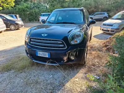 Usata Mini Cooper D Countryman 111 CV (81 kW) 2015 Bluazzurro SUV