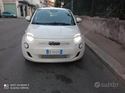 Usata Fiat 500e 42 kW (58 CV) 2021 Bianco Berlina