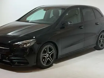 Usata Mercedes B200 Premium 150 CV (110 kW) 2019 Nero Utilitaria