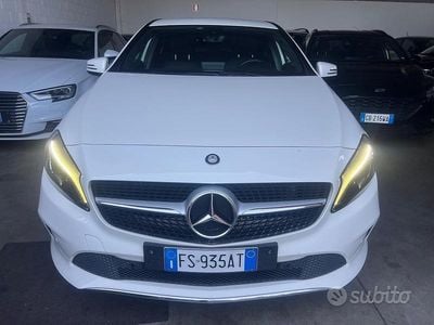 Usata Mercedes A200 Business 156 CV (114 kW) 2016 Bianco Berlina