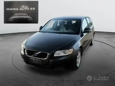 Usata Volvo V50 Summum 136 CV (100 kW) 2007 Grigio Station wagon