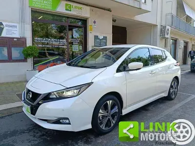 Brugt Nissan Leaf Tekna 89 kW (122 HK) 2021 Hvid Hatchback