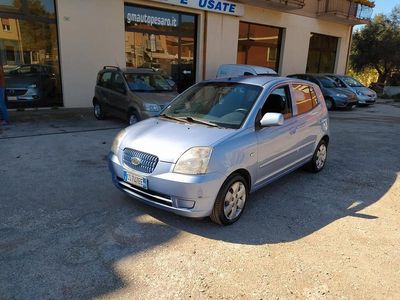 Usata Kia Picanto LX 65 CV (47 kW) 2004 Blu Utilitaria
