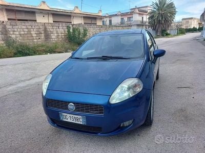 Usata Fiat Grande Punto 90 CV (66 kW) 2007 Blu Utilitaria