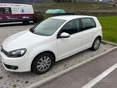 Usata VW Golf VII Comfortline 105 CV (77 kW) 2012 Bianco Berlina