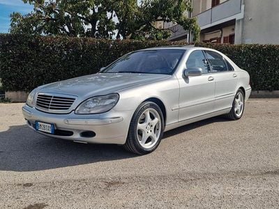Usata Mercedes S500 306 CV (225 kW) 2000 Grigio Berlina