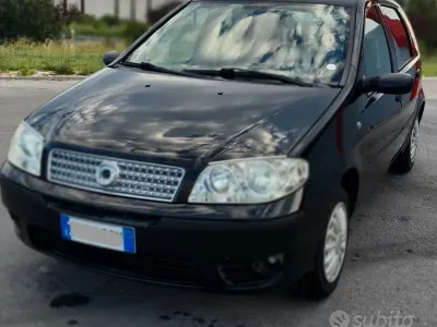Usata Fiat Punto 60 CV (44 kW) 2009 Utilitaria