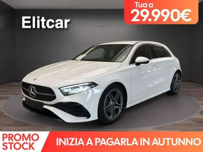 Usata Mercedes A180 AMG Line Premium 116 CV (85 kW) 2024 Bianco Berlina