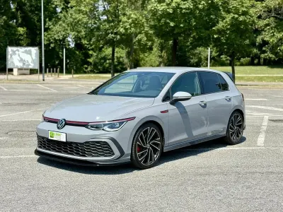 Usata VW Golf VIII GTI 245 CV (180 kW) 2021 Grigio Berlina