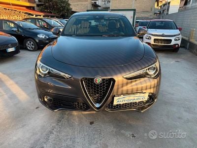 Grigio Usata 2022 Alfa Romeo Stelvio SUV | 19.990 € (Super prezzo)
