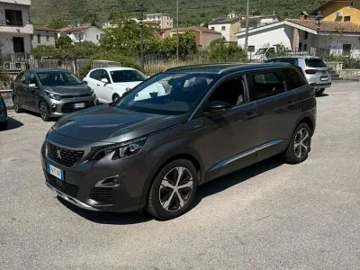Usata Peugeot 5008 GT-line 150 CV (110 kW) 2018 Grigio SUV
